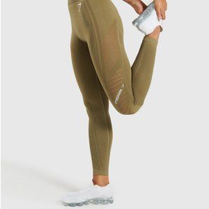 Gymshark Flawless Knit Tights in Khaki